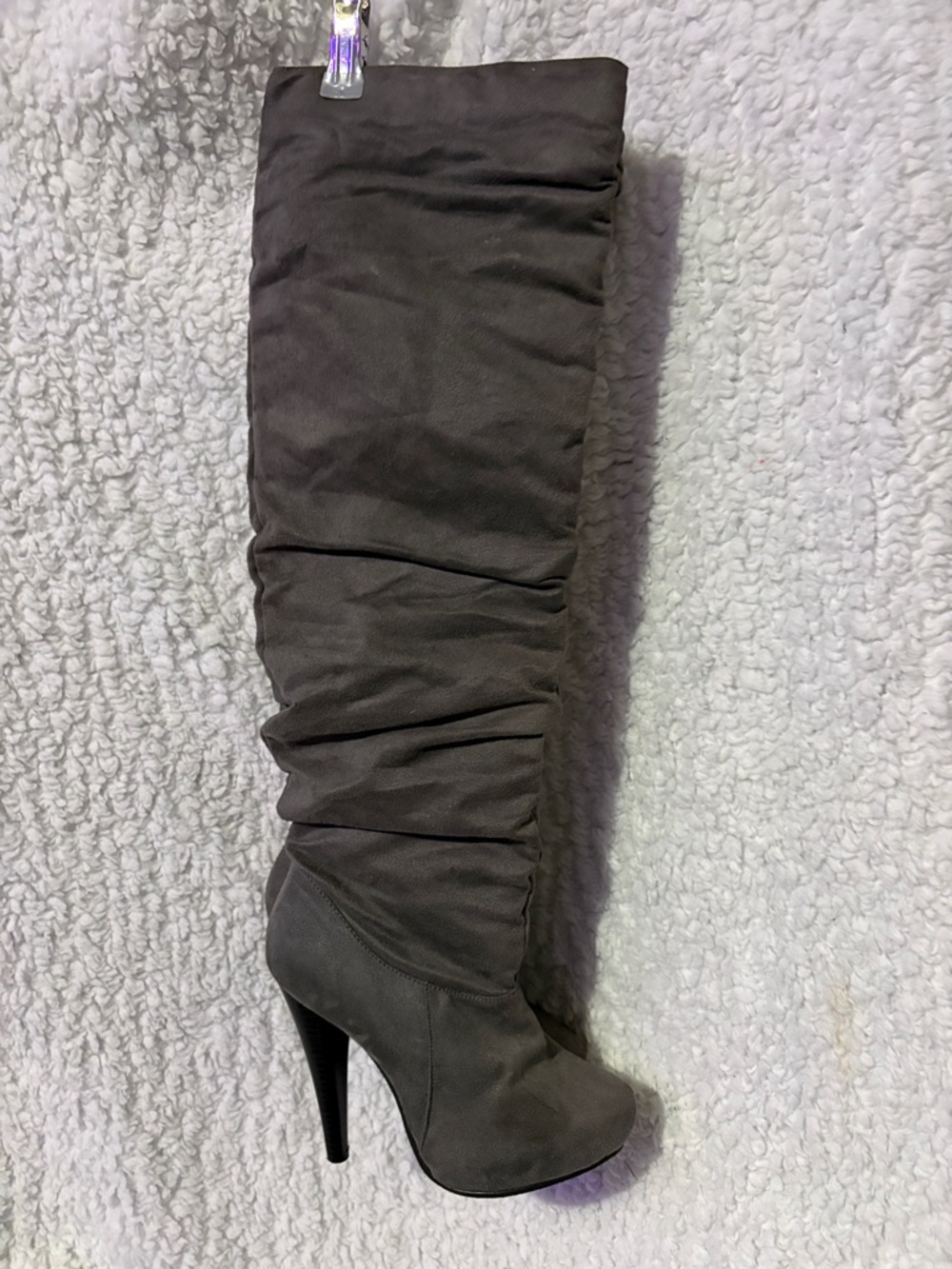Women's Gray Slouchy High-Heel Knee Boot